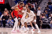Shams：杜兰特遭遇右髌腱深度挫伤 很有可能G2复出